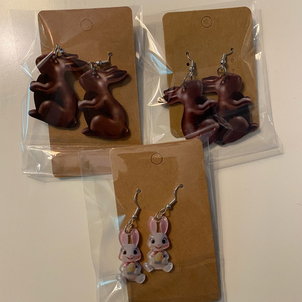 Brand New Easter Bunny Earring Lot – 3 Pairs! Chocolate & White Rabbits 🐇🍫